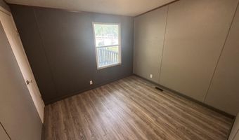 910 Texas Ave, Baxter Springs, KS 66713