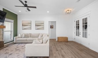 4161 Hampton Dr, Benton, AR 72019