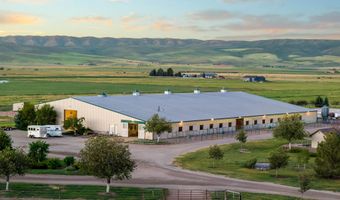 950 Miles, Bancroft, ID 83217