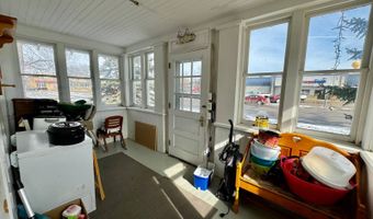 802 7th St, Britton, SD 57430