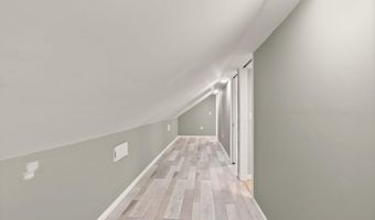 5104 BIRCH Ln, Annandale, VA 22003