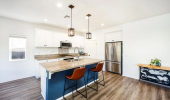 310 Falabella Ln, Fallbrook, CA 92028