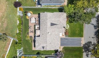 77 Shore Rd, Amityville, NY 11701