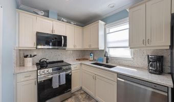 110 OAK Ave A, Anna Maria, FL 34216