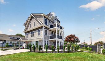 318 Farmington Ave, Cranston, RI 02920