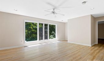 150 Sondley Pkwy, Asheville, NC 28805