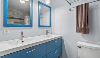 2050 Chalmers Dr, Ann Arbor, MI 48104