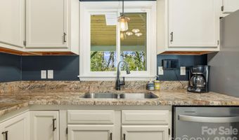 40 Harold Sluder Rd, Alexander, NC 28701
