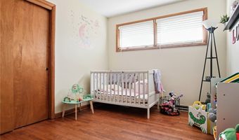 2239 Springfield Center Rd, Akron, OH 44312