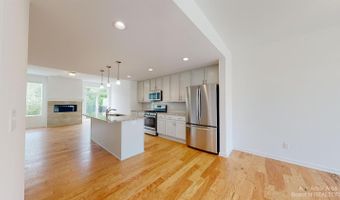 2741 Bristol Ridge Dr, Ann Arbor, MI 48105