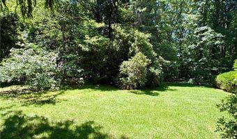33 MaryAnn Dr, Exeter, RI 02822