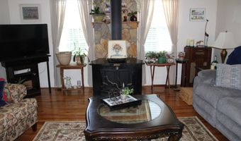 1170 Hanging Rock Rd, Boiling Springs, SC 29316