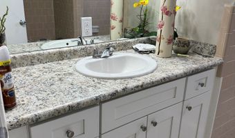 2503 Dianne St, Adel, GA 31620