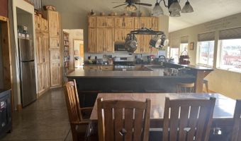 893 Foothill Dr, Apple Valley, UT 84737
