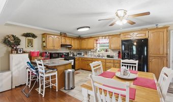 3305 Hustleville Rd, Albertville, AL 35951