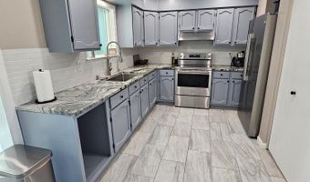 1940 S COCONINO Dr, Apache Junction, AZ 85120
