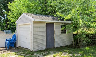 133 Village Dr, Barnegat, NJ 08005