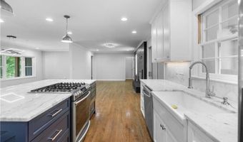 2661 Fleur De Lis, Atlanta, GA 30360