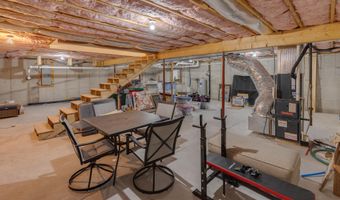101 Loft Cir, Campton, NH 03223