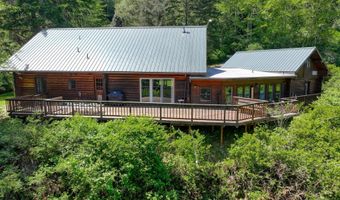 17285 RUSTIC Ln, Brookings, OR 97415