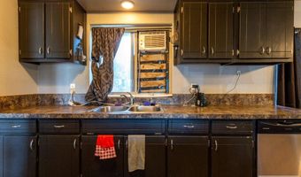 621 Lakeside Dr, Blackfoot, ID 83221