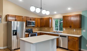 20753 Will Scarlet Ln, Bend, OR 97702