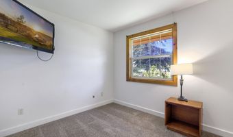 15 Lower Broadford Rd, Bellevue, ID 83313