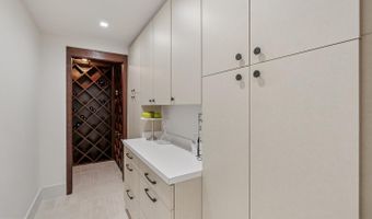10036 CHARTWELL MANOR Ct, Potomac, MD 20854