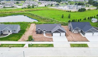 3487 E RUBYRED Dr, Appleton, WI 54913