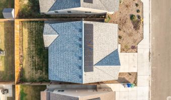 13722 Larkspur Way, Armona, CA 93202