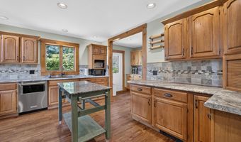 4042 5 Mile Point Rd, Allouez, MI 49805
