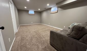 2499 Crestwood Dr, Adrian, MI 49221