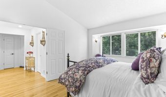16800 NW PADDINGTON Dr, Beaverton, OR 97006