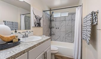 1104 Leslie Ln, Benton City, WA 99320