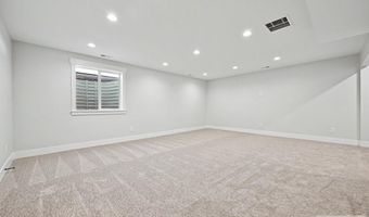 3928 Hidden Valley Dr, Ammon, ID 83406