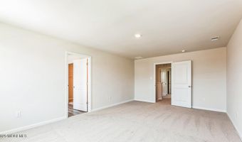 12 Dahlia Ct, Bayville, NJ 08721