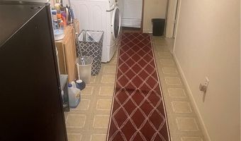 521 N Calhoun Shores Pkwy, Calhoun Falls, SC 29628