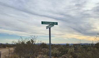 19688 S Diamondback Rd, Yucca, AZ 86438