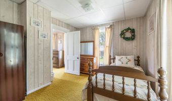 1696 Morton Ave, Albany, OH 45710
