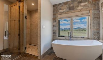 32 Big Creek Dr, Cody, WY 82414