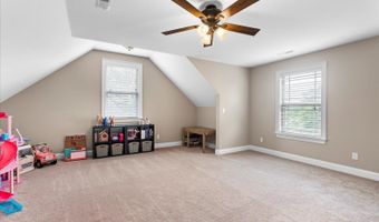 9937 Meadowstone Dr, Apison, TN 37302