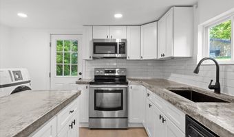 1510 Adams St, Athens, TN 37303