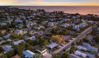 313 MAGNOLIA Ave, Anna Maria, FL 34216