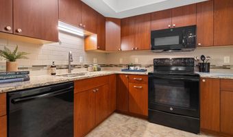 2125 Nature Cove Ct 108, Ann Arbor, MI 48104