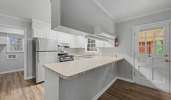 2214 Stuart Ave, Albany, GA 31707