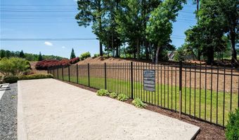 5087 Dillingham Dr, Acworth, GA 30101