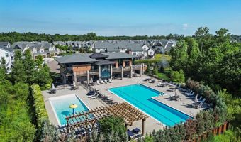 3064 N Spurway Dr, Ann Arbor, MI 48105