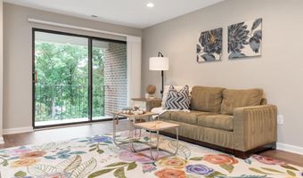 2900 SHIPMASTER Way 302, Annapolis, MD 21401