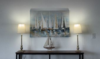 1305 MOORE St 402, Brookings, OR 97415