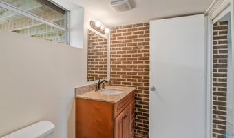 131 Skidmore Dr NW, Arab, AL 35016